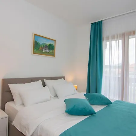 Agape Hotel 3*