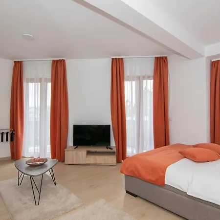 Hotel Agape 3*