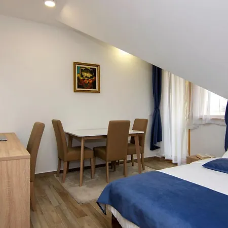 Agape Hotel 3*